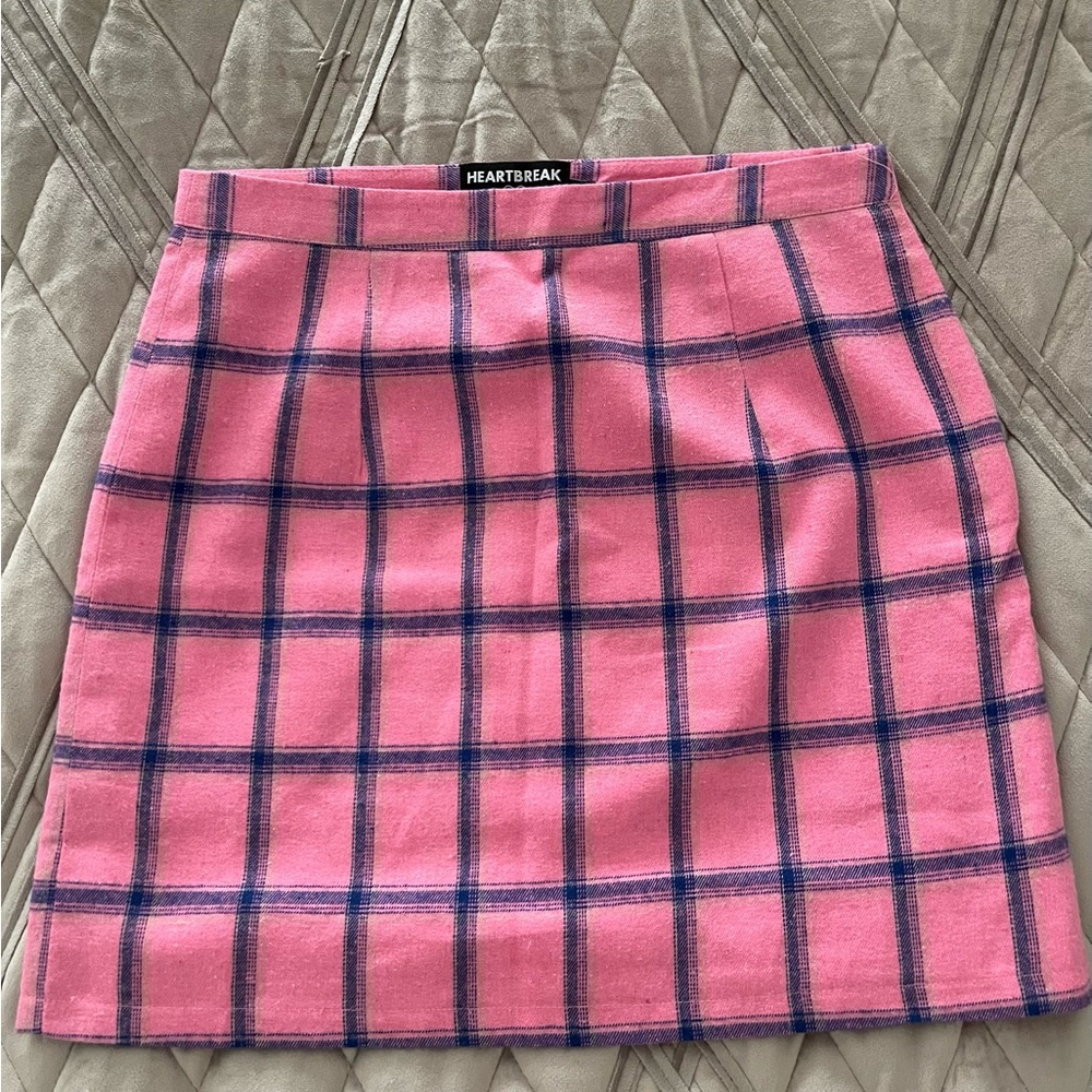 A nice mini skirt with a soft material.